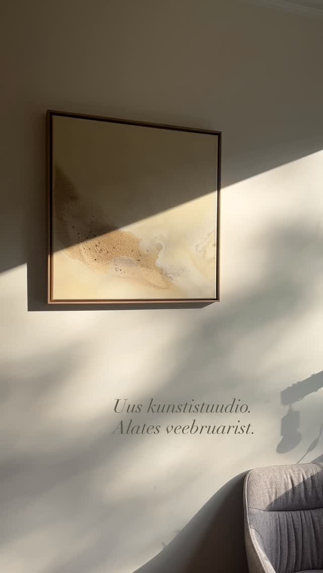 Instagram post from eliises.art. This post is in position 8.